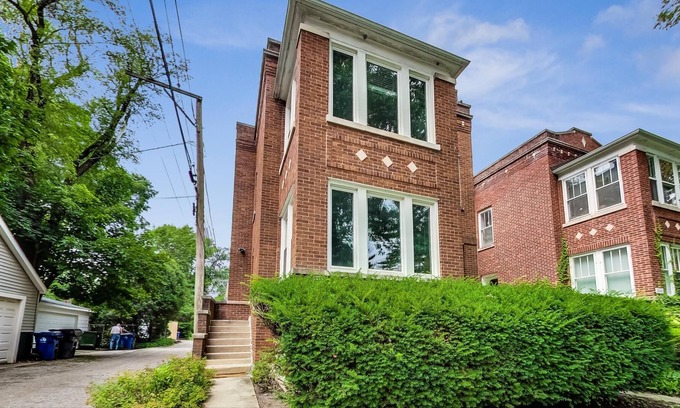 Evanston Apartamento | Evanston 2bed+ofc.Walk to sushi, shopping, train & Lake. Minutes to Ryan Field.