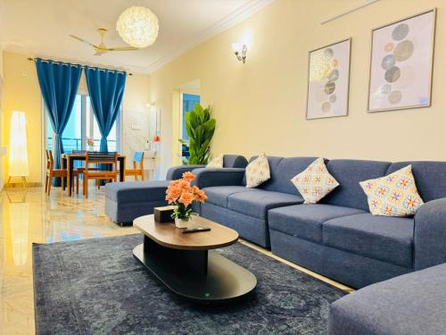 Serilingampally Apartamento | Evara Urban Oasis - Luxury 3BHK Apt near AIG Hospital