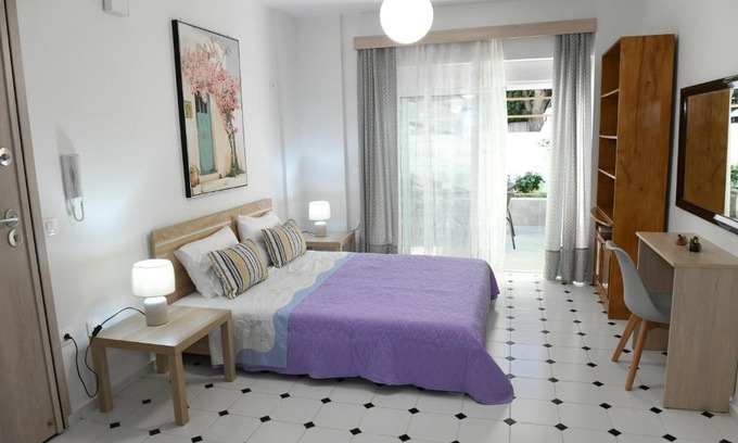 Petaloudes Apartamento | Evelyn's Cozy Apartment