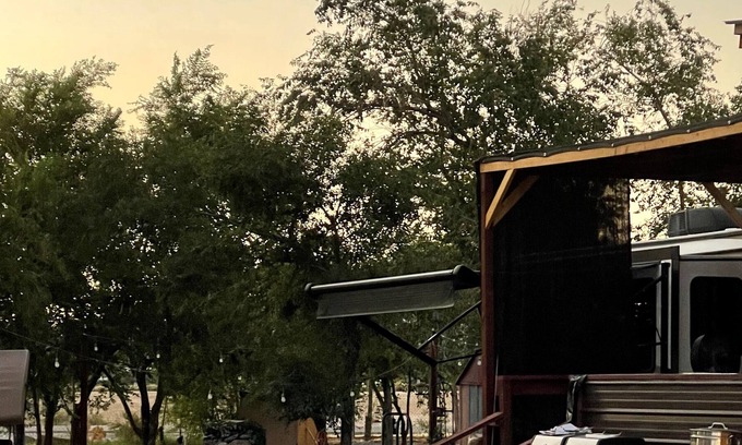Pahrump Casa | Ever wonder what it feels like to live in an RV? Clean Grand Design RV 2020