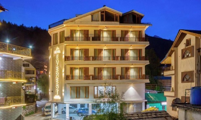 Old Manali Hotel | Everest Hotel Manali