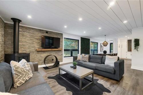 Collingwood Casa | Evergreen Escape