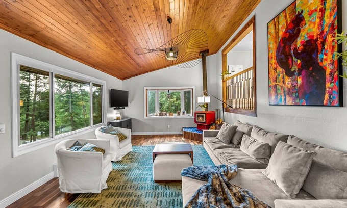 Hangen Ranch And M and B Apartamento | Evergreen Hideaway: Game Room, Sauna + Fire Pit