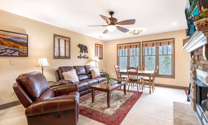 Foscoe Casa | Evergreens 1221- Mountain Condo, Gated Resort, Indoor/Outdoor Pools and Hot Tub, Fitness Area, Fi...