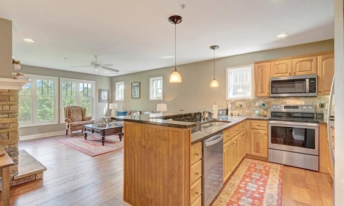 Foscoe Casa | Evergreens 1222- Mountain Condo, Gated Resort, Indoor/Outdoor Pools and Hot Tub, Fitness Area, Fi...
