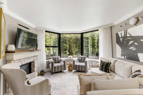 Olympic Valley Casa | Everline Resort and Spa 1BR Suite with Fireplace