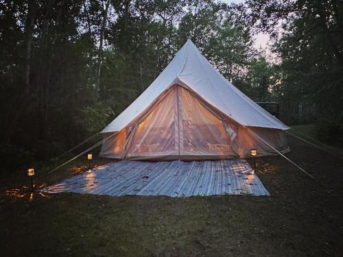 Central Alberta Otro | Everlong Acres Belle Tent