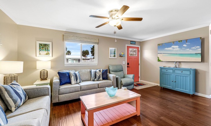 Englewood Casa | Your Perfect Beach Hideaway