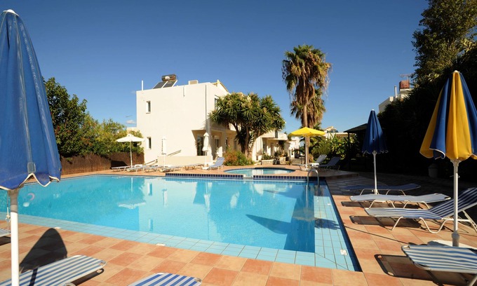 Kato Stalos Apartamento | Evilion Hotel