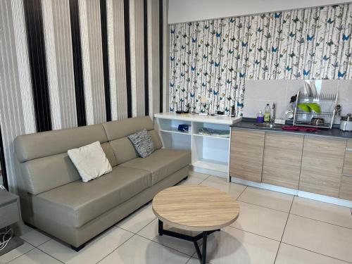 Bangi Sentral Apartamento | Evo 24 free NETFLIX and WIFI