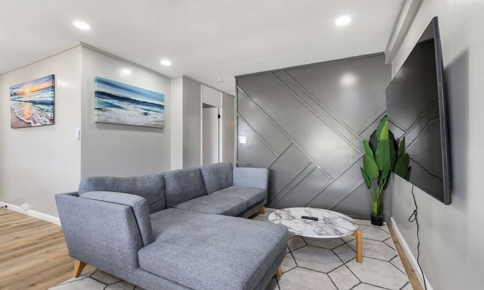 Ewa Casa | Beachside 3BR - Ewa Beach + Parking, A/C, WiFi