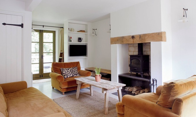 Ampney Crucis Casa | Ewen House - Cotswolds Cottage on Award Winning Lower Mill Estate & Spa