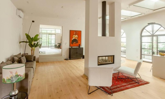 San Niccolo Apartamento | Ex Artist Studio Loft near Piazzale Michelangelo