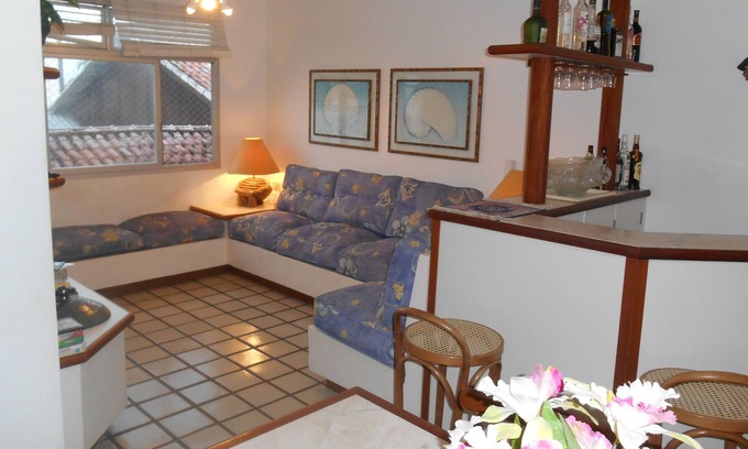 Vila Julia Apartamento | EXCEL APTO 3 DORM, SALA BARZINHO, AR COND, 1 VG, 80M PLAYA - 10X TARJETA