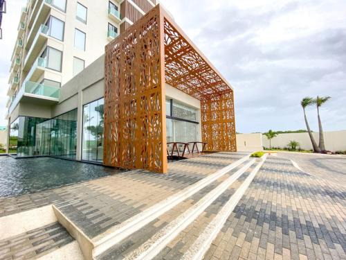 Ejidal Apartamento | Excellent 3BR PH with Priv Pool Gym Spa Pkg Tennis