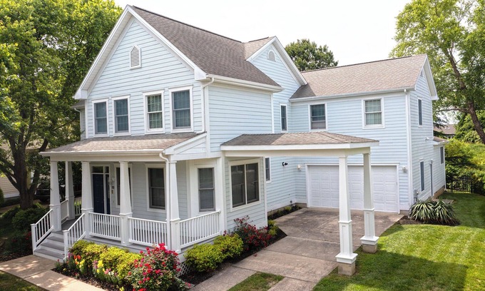 Ocean View Casa | Excellent 7 Bedroom home in Bear Trap Dunes! Community Pool, WIFI, Shuttle Service, Extra Space to Unwind!