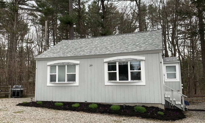 Ogunquit Cabaña | Excellent Location and Value! 1/2 Mile walk to the Beach