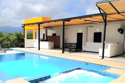 Tocaima Casa | Excepcional CASA FINCA piscina privada wi-fi tv