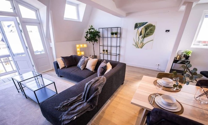 Delfshaven Apartamento | Exceptional 3 Bed Serviced Apartment 83m2 -NB304E-