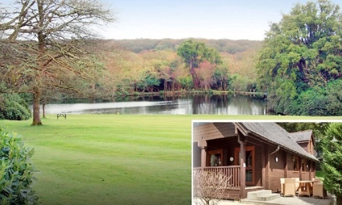 Praze-An-Beeble Casa | Exceptional 3-bedroom lodge on spacious country estate. Free leisure facilities