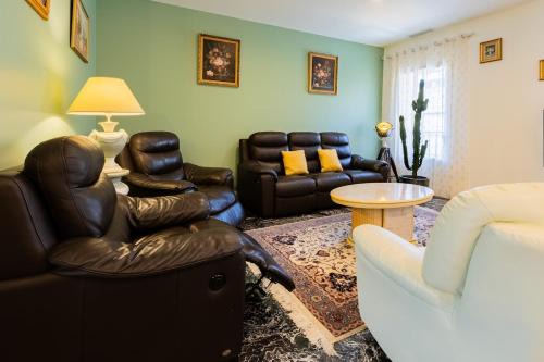 Frontignan Apartamento | exceptional apartment with private parking