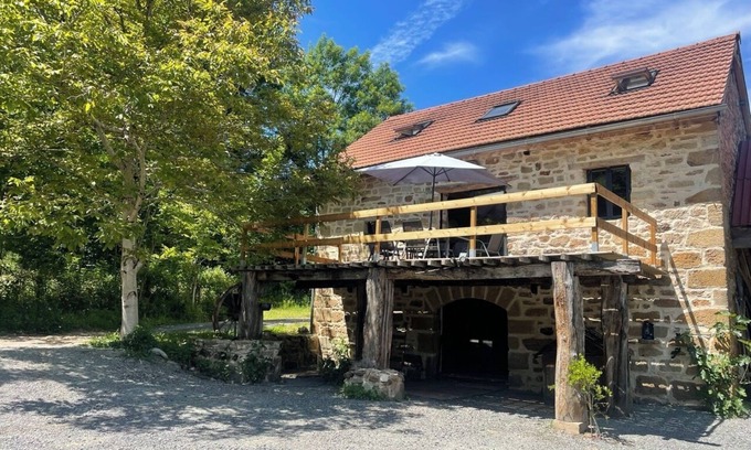 Capdenac-Gare Casa | Exceptional gîte on the banks of the river Lot