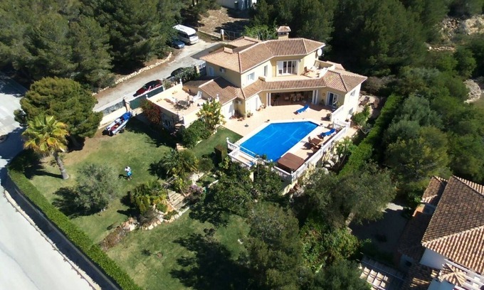 Urbanización La Mandarina Villa | Villa de lujo para 8 personas, piscina, aire acondicionado, wifi, una ubicación ideal para Javea / Moraira