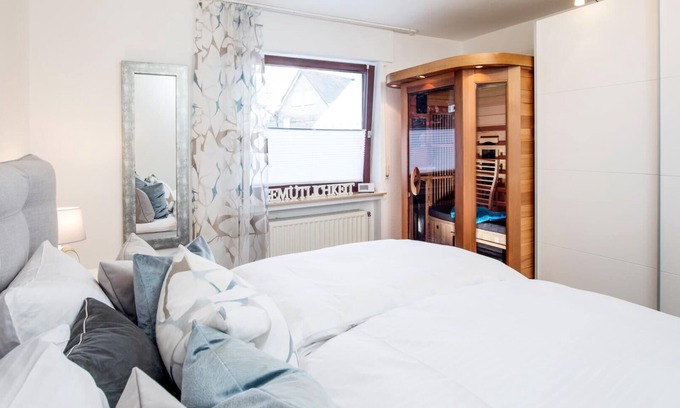 Altastenberg Apartamento | Exclusiva casa de vacaciones con hidromasaje y sauna de infrarrojos.