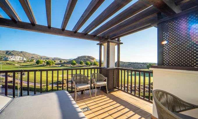 Caserio Los Tarquinos Apartamento | Exclusive 2 Bed 2 Bath Penthouse with Golf Views - DE2332EV