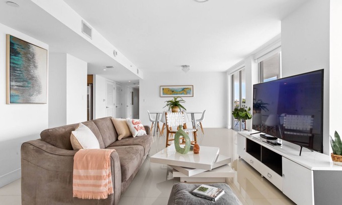 Bay Harbor Islands Apartamento | Luxuries 2BR Apt★Family vacation★Bay Harbor Island