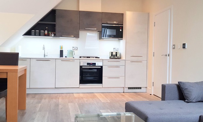 Hatfield Apartamento | *Exclusive 2Bed Apartment Free Parking Discounts*