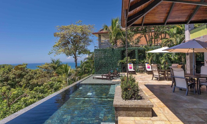 El Cerro Casa | Exclusive 5-bedroom house in fantastic Manuel Antonio with A/C and private pool