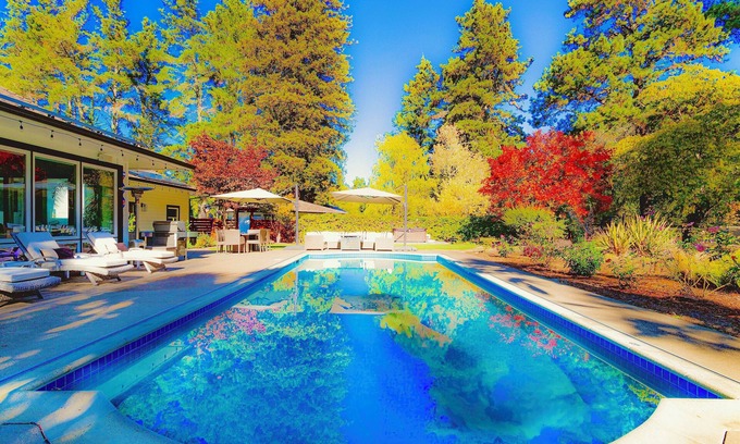 Freestone Casa | Exclusive 6 Acre Luxe Villa & Ranch in Sonoma Wine Country, Pool, Hot Tub, Bocce