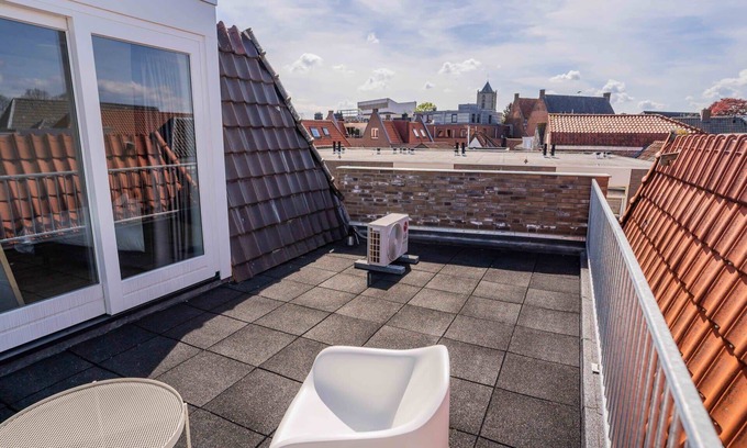 Tiel Apartamento | Exclusive 70m² Apartment with Terrace (WE-39-E)