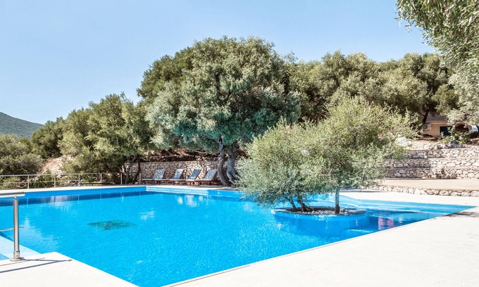Sivota Villa | Propiedad península privada exclusiva y exuberante, villa única, piscina y vistas