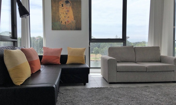 Wolli Creek Apartamento | Exclusive apartment with water views