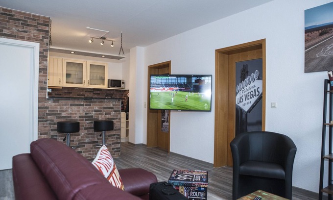 Einbeck Casa | Exclusivo apartamento con jardín en Einbeck, centro!