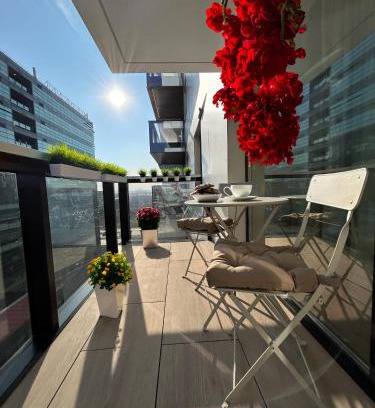 Pipera Apartamento | Exclusive Apartment with Private Parking & Balcony - 01