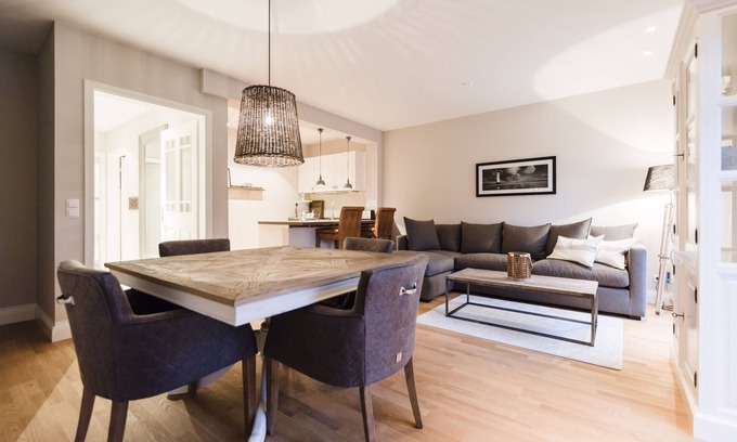 Loddin Apartamento | Exclusivo apartamento con vista al mar, terraza, chimenea y limpieza diaria