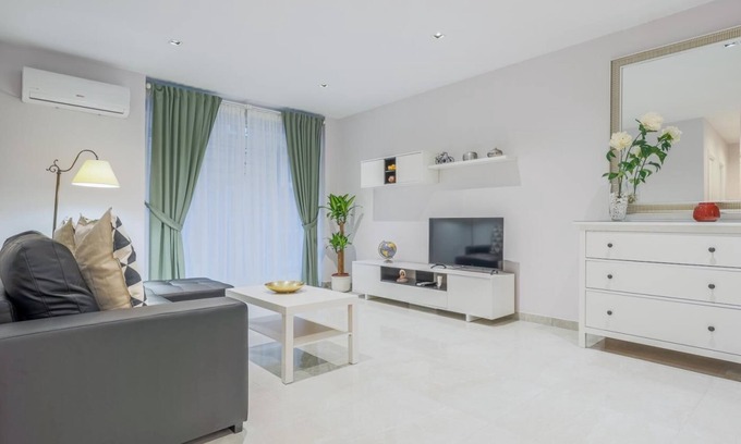 Los Remedios Apartamento | EXCLUSIVO APT 2 HAB-2 BAÑOS-LUMINOSO. ALTAS CALIDADES. WIFI-A/C