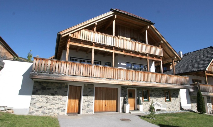 Mauterndorf Chalet De Esquí | Exclusive chalet with sauna and cinema seats