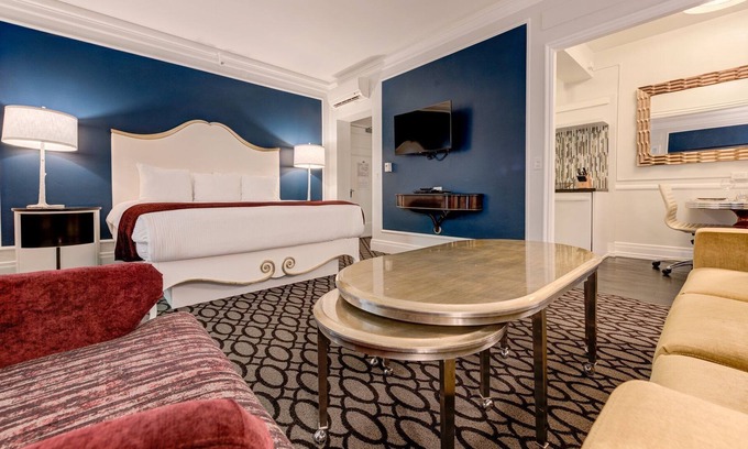 Park West Complejo | Exclusive & Chic Hotel Near Balboa Park