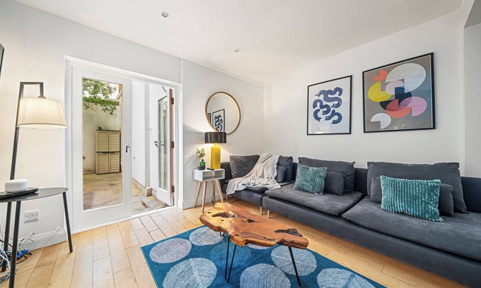 St Luke's Apartamento | Exclusive & Comfortable Home by Old Street Station
