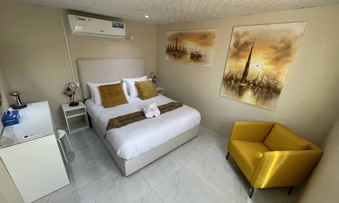 Dubai Alquiler De RV | Exclusive Desert Camp with Private Rooms & AC