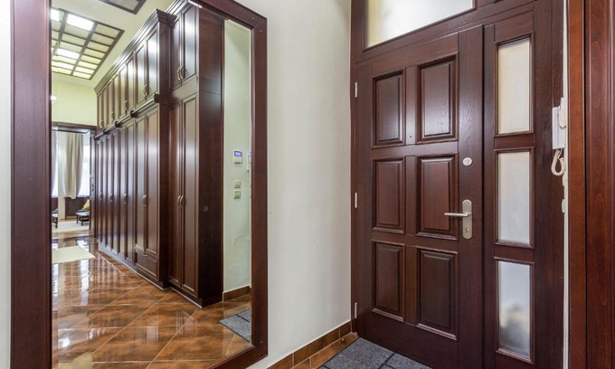 Terezvaros Apartamento | Exclusive Eötvös Apartment