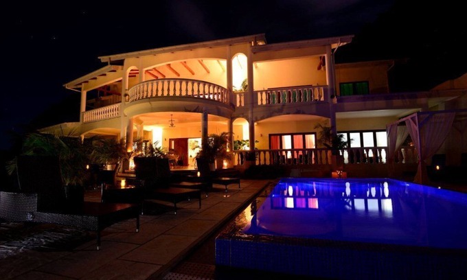 Glacis Villa | Villa exclusiva de lujo de cinco dormitorios