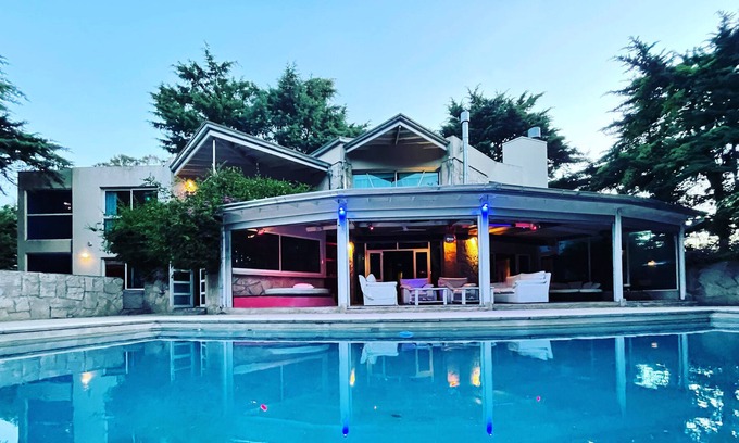 Mar del Plata Villa | MANSIÓN EXCLUSIVA para vacaciones VIP con piscina privada