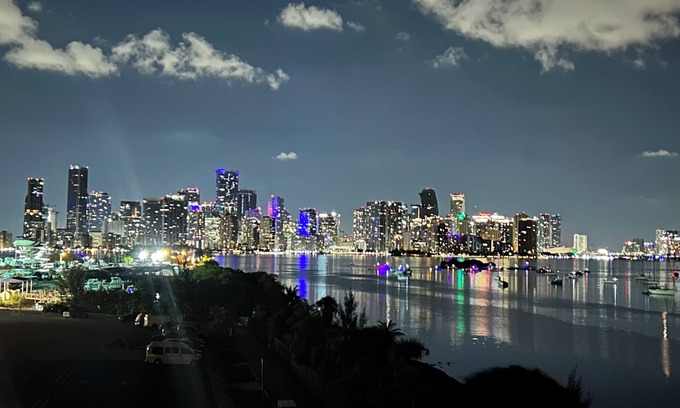 Country Club Apartamento | Exclusive Miami Studio Pool Beaches