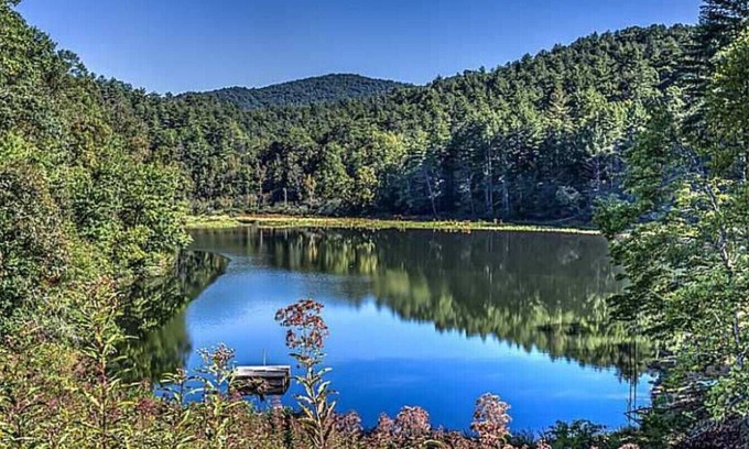 Ellijay Cabina | Exclusivo retiro privado de montaña y lago en el desierto de Cohutta