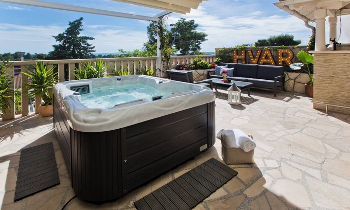 Krizna luka Cama Y Desayuno | Exclusive Studio with Breakfast included + Private Jacuzzi & Outdoor Kitchen